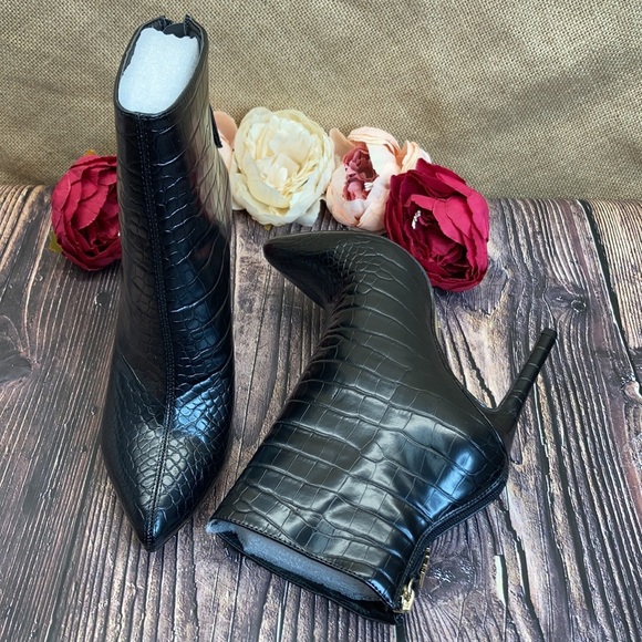 Bebe Black Dasha Dress Booties 7M - Picture 3 of 8